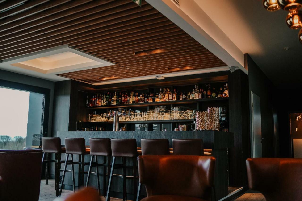Hotel & Restaurant Five Nations Дюрби Екстериор снимка